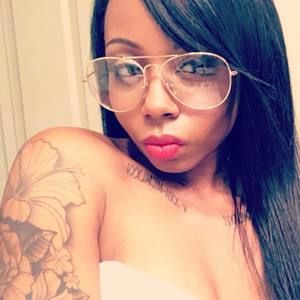 Meet your Posher, Tamera